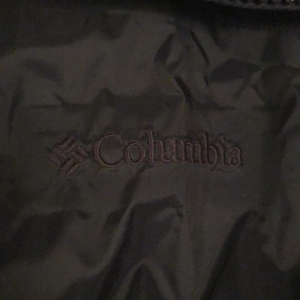 Colombia Women’s Omni-Tech Windbreaker Waterproof Jacket (M) - Picture 4 of 12